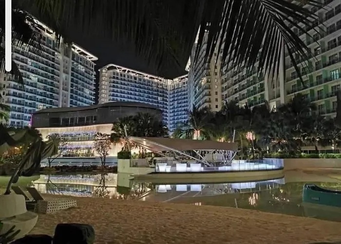 アパートホテル 2br Unit Azure Residences By Ms. M マニラ市
