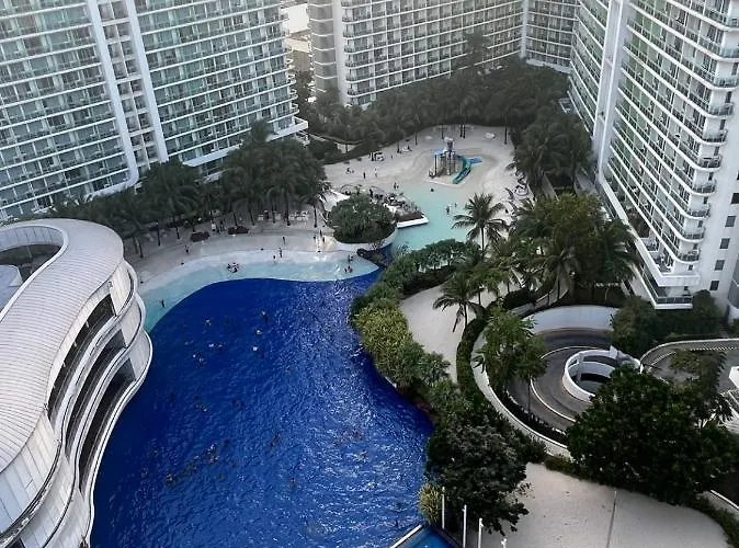 アパートホテル 2br Unit Azure Residences By Ms. M マニラ市