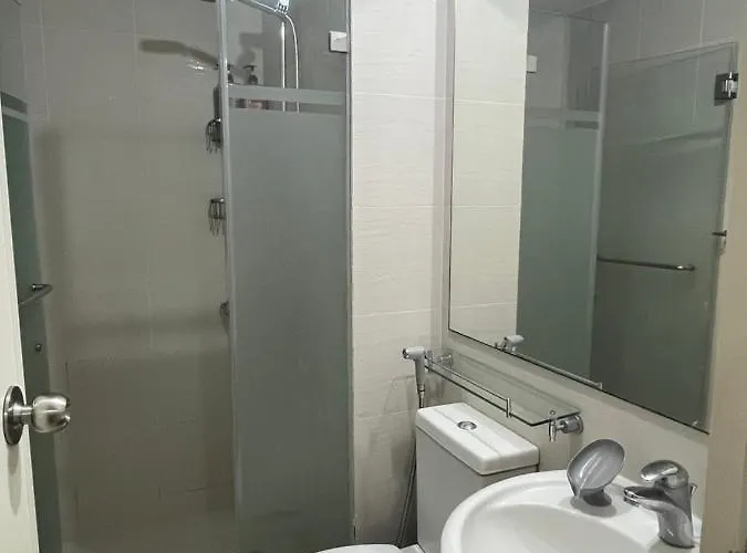 アパートホテル 2br Unit Azure Residences By Ms. M マニラ市
